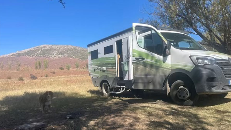 Renault-Master-sur-cellule-aménagée4